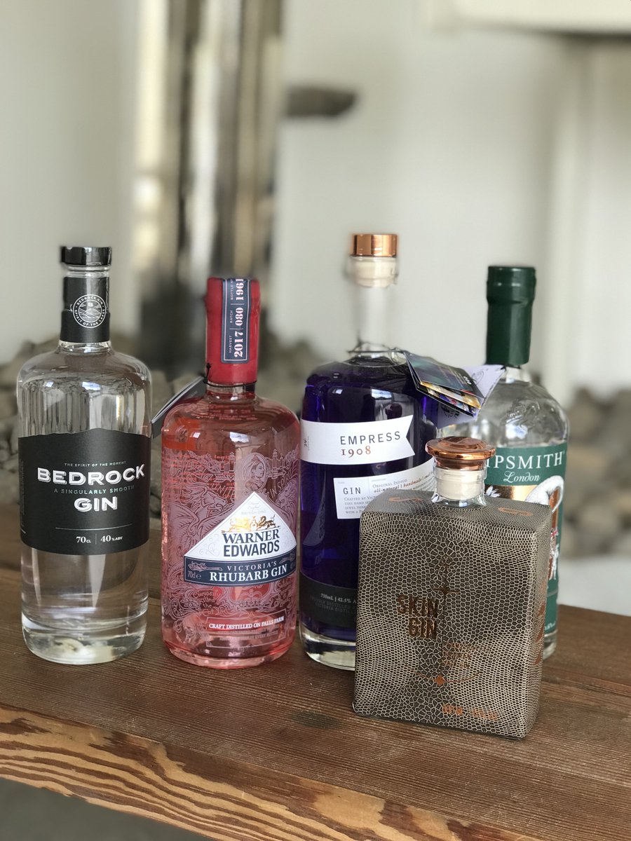 Tomorrow is #NationalGinDay Did you know that the term 'Dutch courage' comes from the 17th century when British troops fighting alongside their allies, appreciated the calming effects of Dutch Gin before heading into battle. 😊