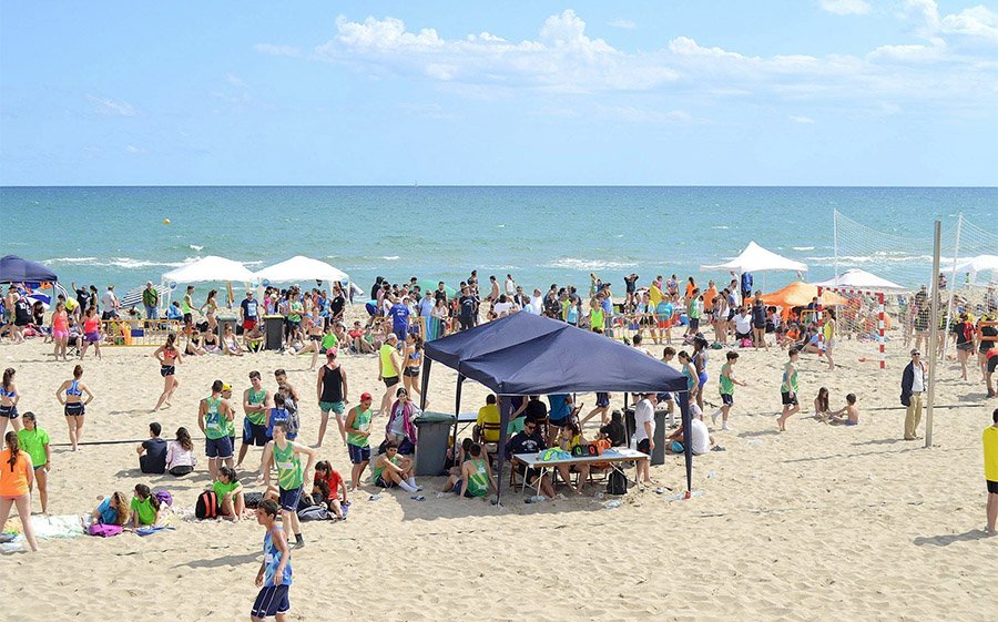 #HandbolPlatja Compte enrere per l'inici del Tour Català d'Handbol Platja 2018 <a href="/FedCatHandbol/">Federació Catalana d’Handbol</a> Consulta'n les seus i les seves webs per inscripcions
➡️ cathandbol.cat/handbol-platja…