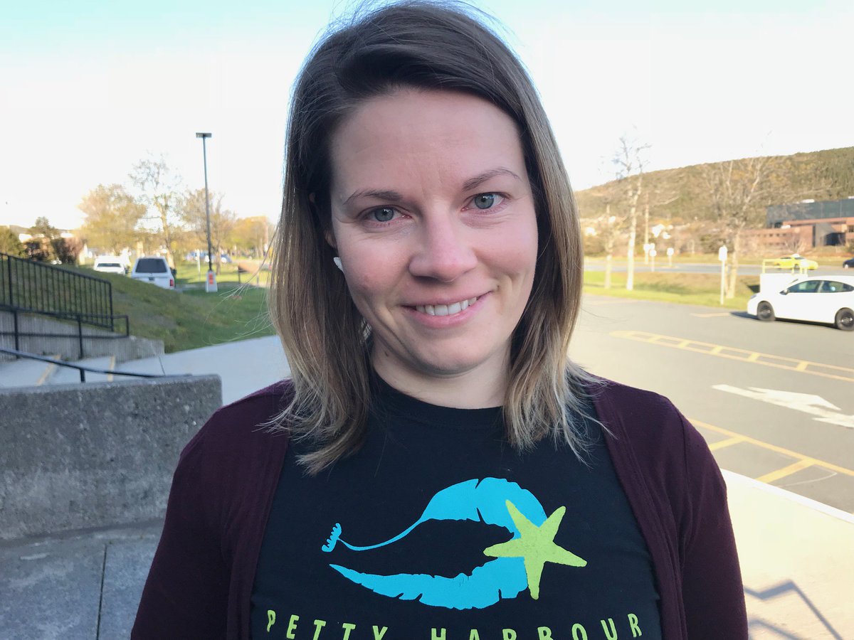 sjmorningshow's tweet photo. Kiley Best of @PettyHrMiniAqua in studio for #WorldOceansDay and celebrating their opening weekend! @Fred_Hutton @cbcnl #cbcnl https://t.co/CvYDWW9uY9