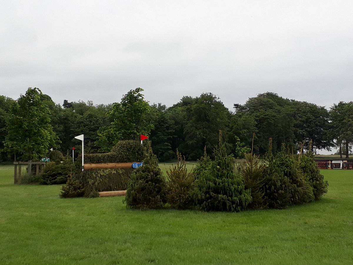 EquineHour's tweet image. A couple of XC fences from @BramhamPark horse trials #EquineHour #EBHT