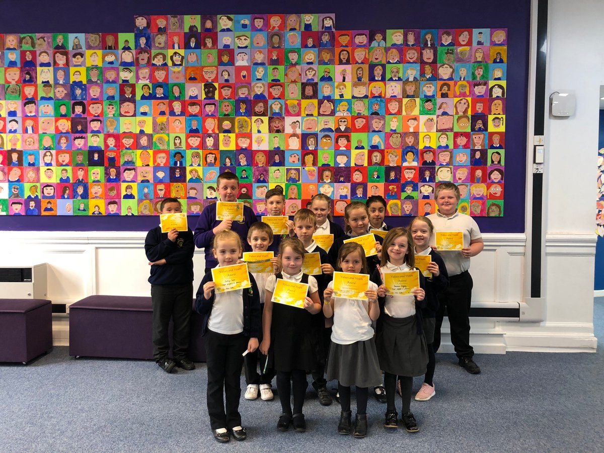 stgilesacad's tweet photo. Our fantastic stars of the week who have been working hard and demonstrating our school values. Well done everyone! https://t.co/d7IOFfZfPd
