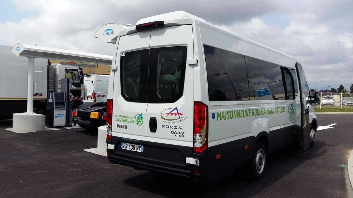 Inauguration de la station GNC de Corbas. Le secteur du transport de voyageur fait partie de ceux qui montre l'exemple en matiere de transition energetique et les initiatives vont continuer a se multiplier !