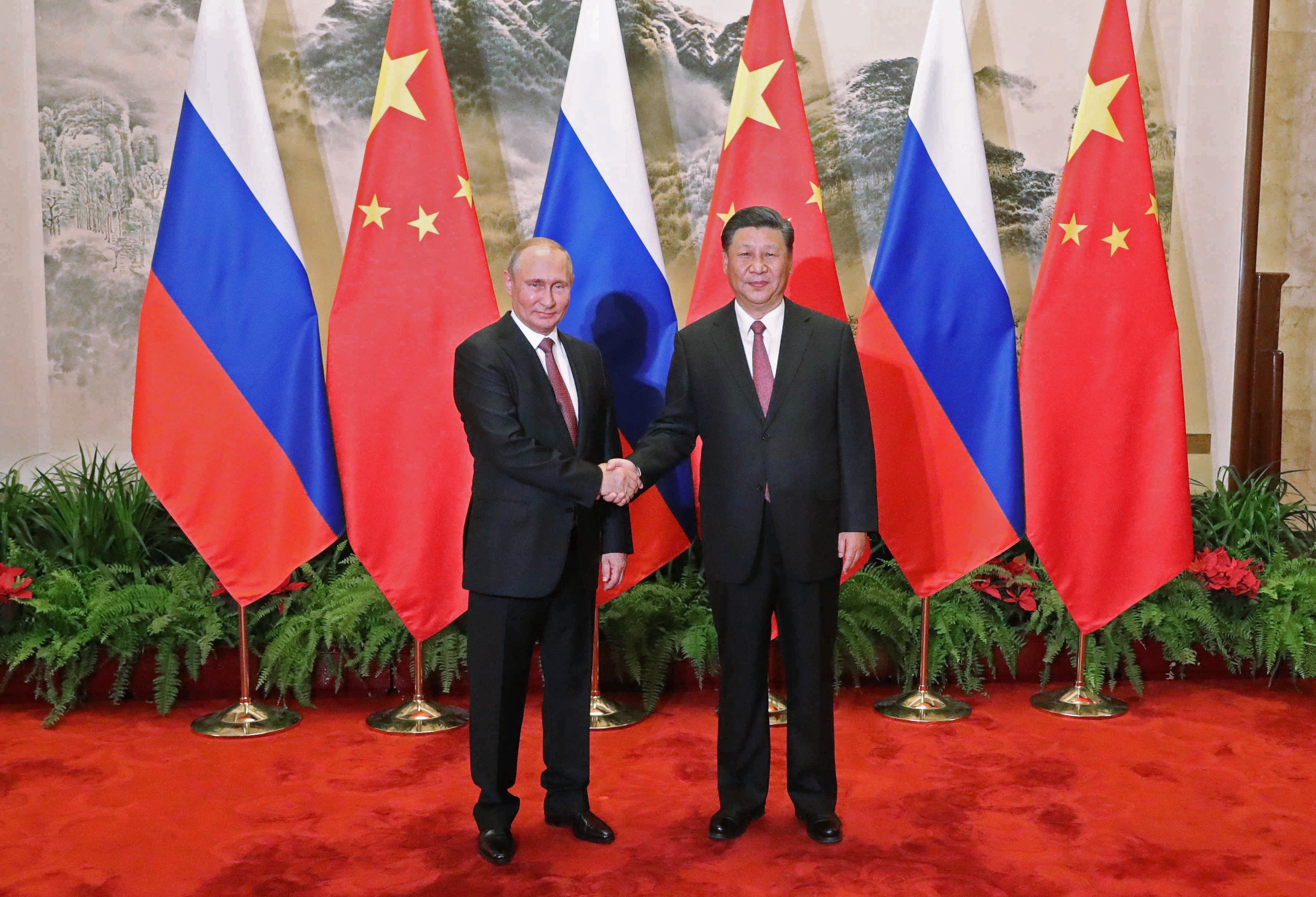Vladimir Putin and Chinese President Xi Jinping