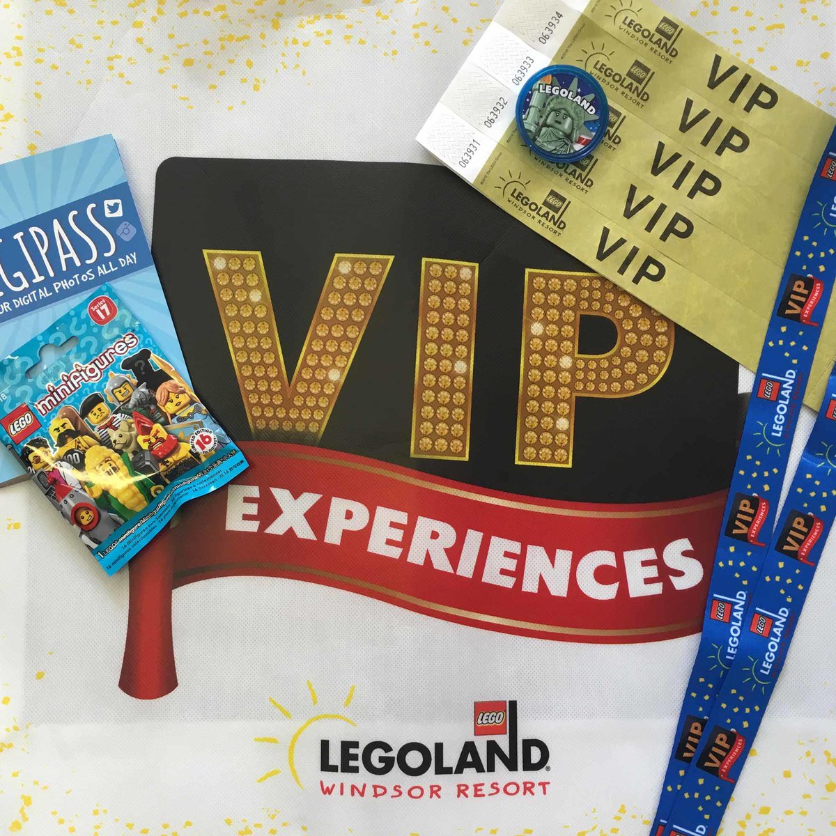lego vip legoland