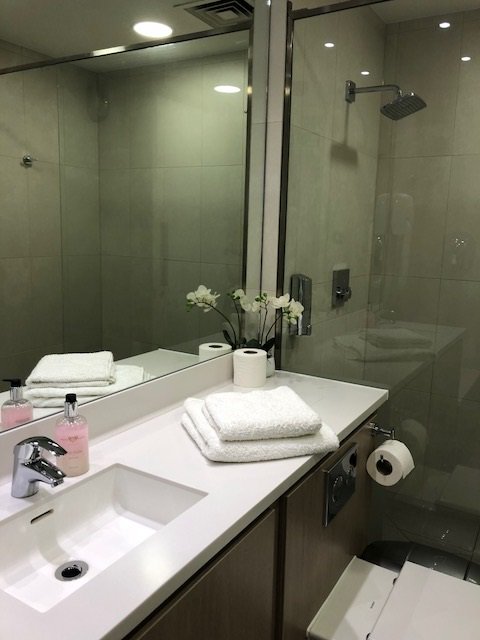 Regus Heathrow tweet media