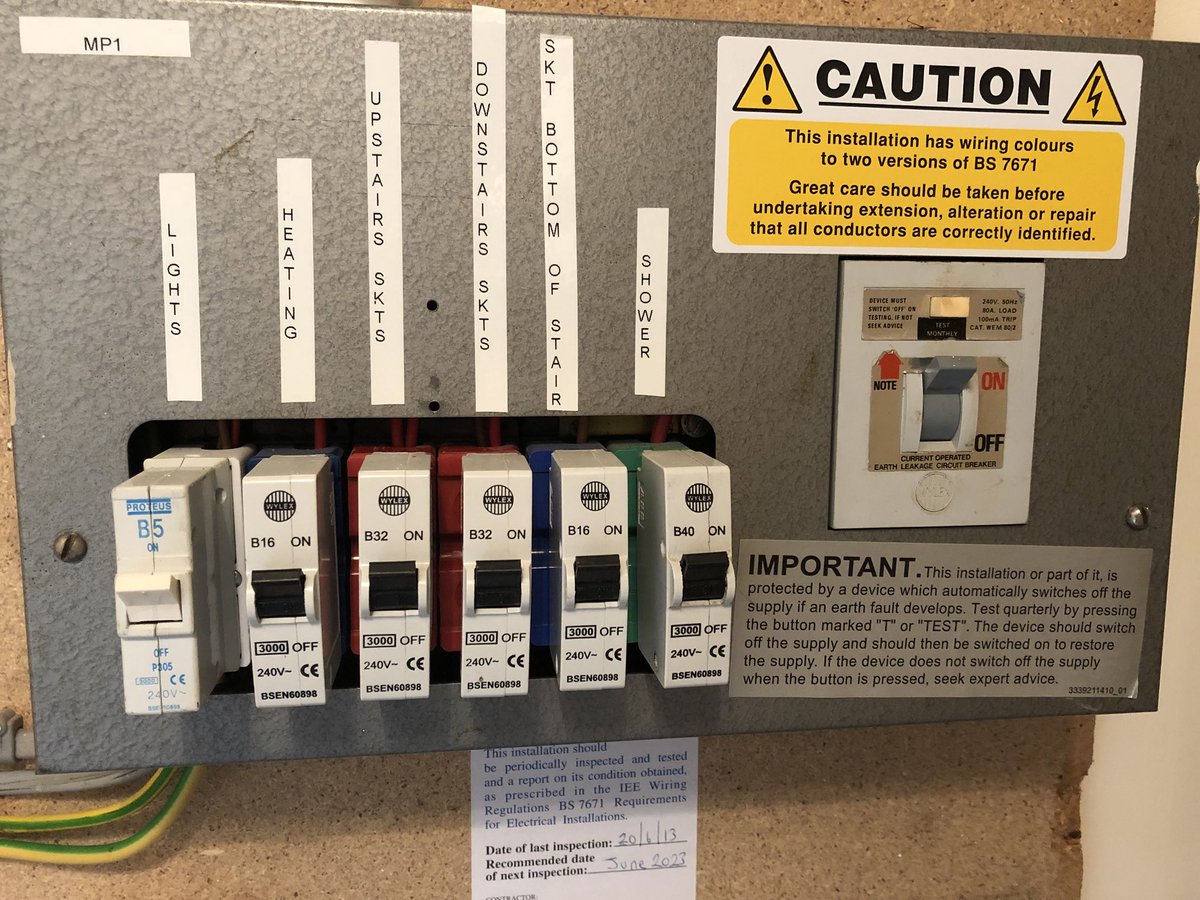 billyblackelect's tweet photo. @proelectrician Fuse Cover no longer fits this board.... C1 / C2 / C3?
Property currently sitting on a valid EICR which is due next on 06/23. This is in same state as existing report. #caughtoncamera https://t.co/9awB5azG2y