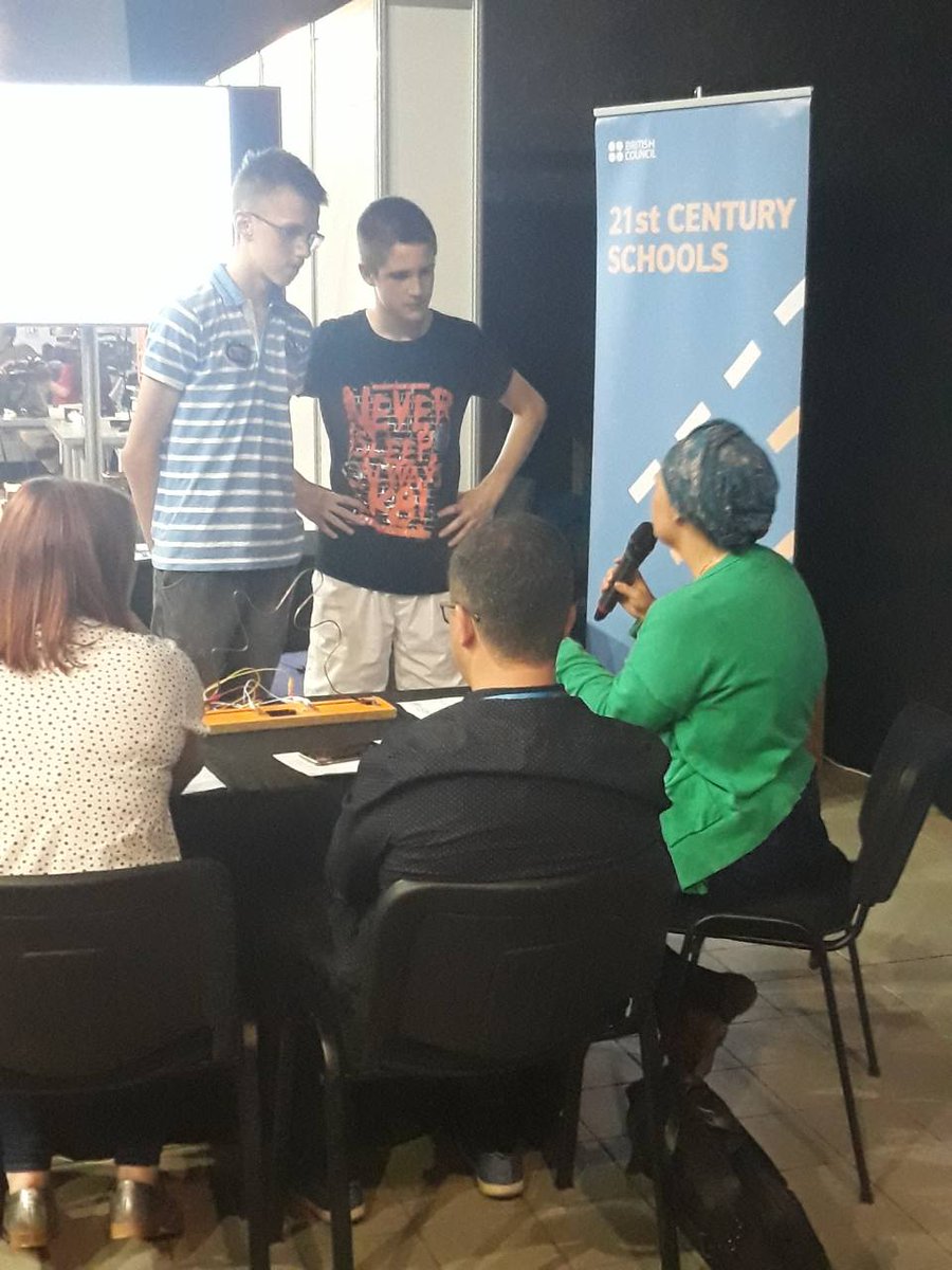 kajcebg's tweet photo. Great, great, great presentation!!! Bravo for Relja and Paja! #projectWire #nusicbg #SRB #newtechedu @microbit_edu @rsBritish https://t.co/h5tggUb7bi
