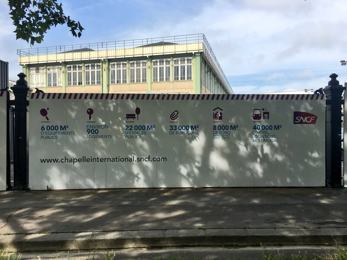 Anne_Hidalgo's tweet photo. #ChapelleInternational est basé sur la mixité. Mixité des fonctions du projet, mais aussi mixité sociale avec ses 56.000m2 de logements dont 45% de logements sociaux qui seront livrés en 2020. #Logement #ClassesMoyennes #LaChapelle #Paris18 #Paris #Logistique https://t.co/fovysQxjce