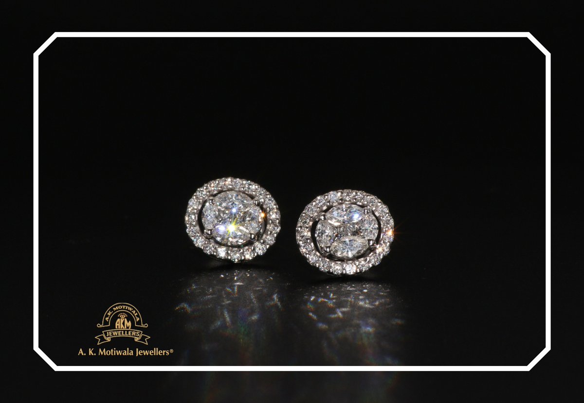 InfoMotiwala's tweet photo. TS FRIYAY 💎THE POWER OF A HALO 😇 AROUND DIAMOND STUDS IN SOLITAIRE STYLE SETTING, You Are Not Fully Dressed Till You Add The SPARKLE ⚡⚡
Come Get Your Sparkling ✨ Studs @akmotiwalajewellers 💎
#diamonds #diamondstuds #everydayjewels #halo #solitaires #diamondearings #diamonds https://t.co/58x5vf9guX