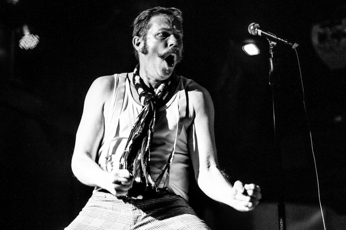 Jeez... who let him loose. #aldouspinch