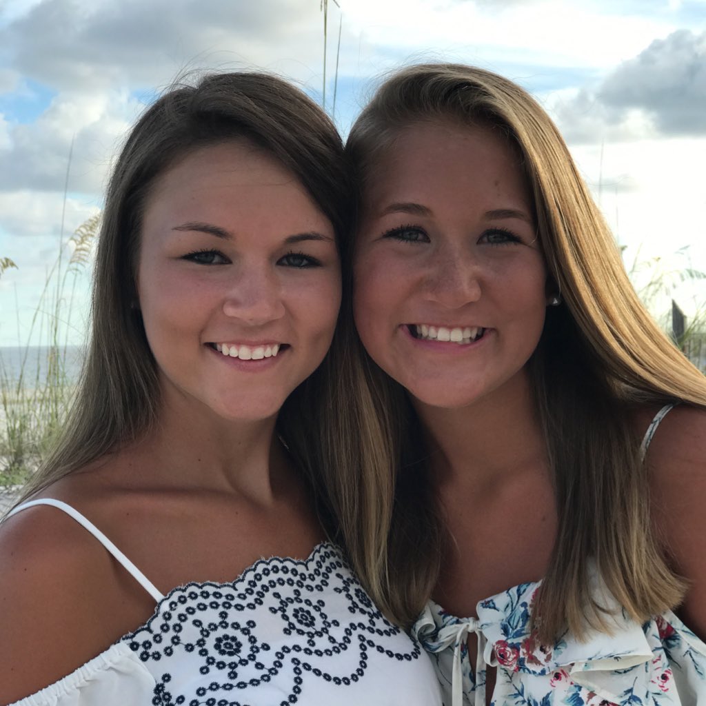 morgan_nesbit4's tweet photo. #NewProfilePic baby sister or twin? https://t.co/YDAzBVTcvc