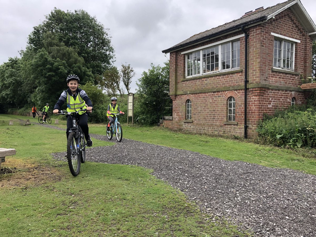Here they are on the rail track and heading to Market Weighton - with <a href="/cherryburtonsch/">Cherry Burton School</a> and <a href="/East_Riding/">East Riding Council</a>  Public Health #SYT2018 #cycle4lifeph