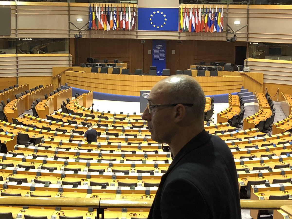 TFtalentfactory's tweet photo. Visita @Europarl_ES con @innobaix #innobus18 https://t.co/6jTSdODcrg