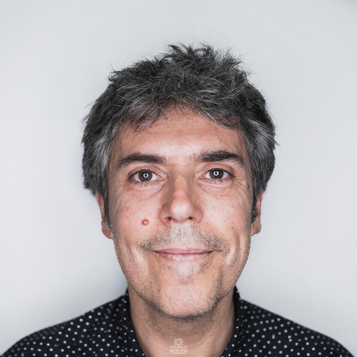 rodrigomenaruiz's tweet image. Un tio feliz
[NUEVO #RINGTRATOMUSICAL]
.
🎙 @ivanferreiro 
📸 @canonespana 5D Mark IV + @sigmaphotospain 35mm 1.4.
📍 #Berlín.
📅 2 de junio de 2018.
© Rodrigo Mena Ruiz / rodrigomenaruiz.com 

#ringflash #portrait #retrato #IvánFerreiro #music #musica