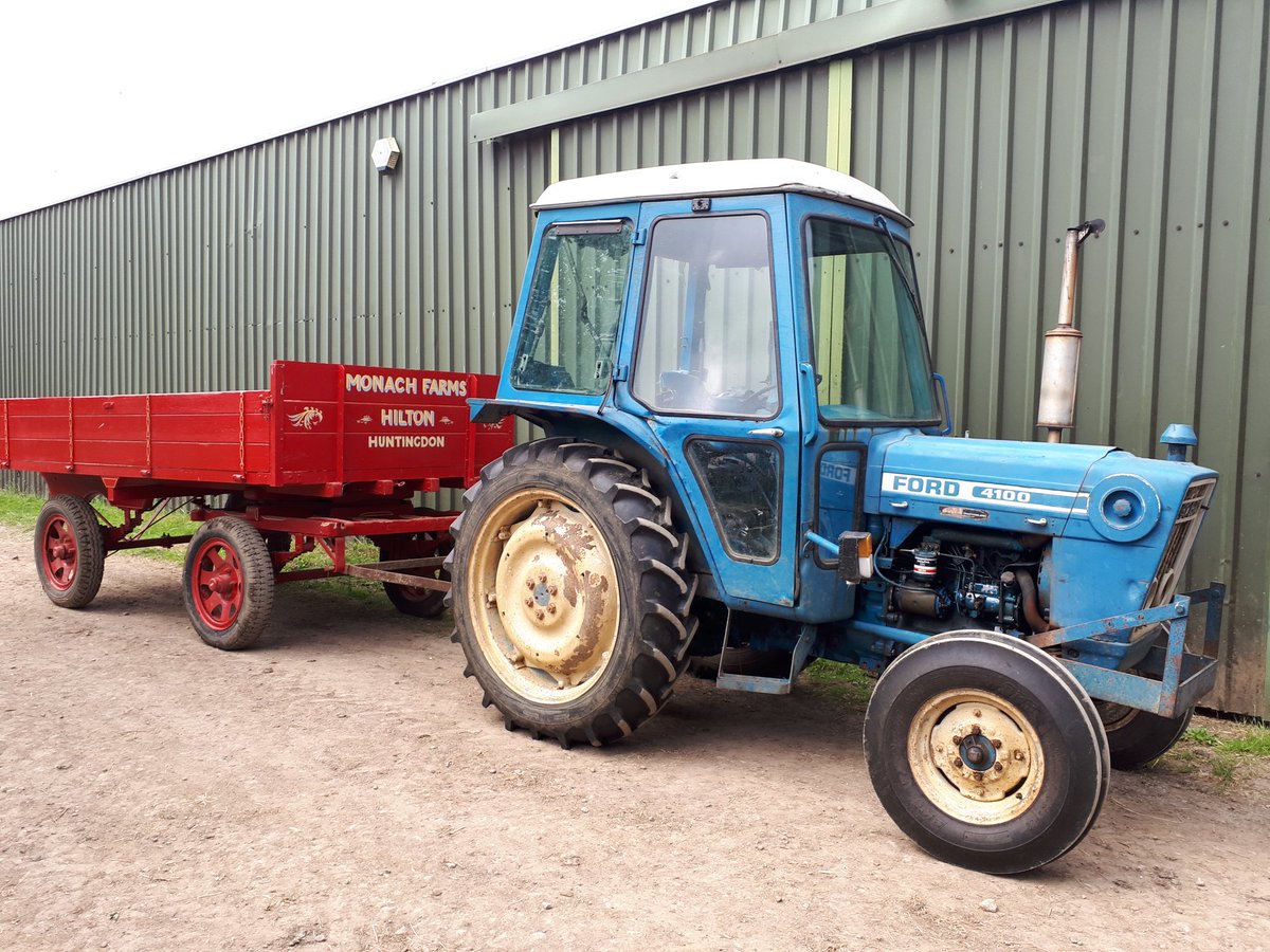 monach_farm's tweet photo. #OFS18 Dilly, Geraldine, &amp; all the team are looking forward to seeing you @monach_farm https://t.co/McmlAAsJaP
