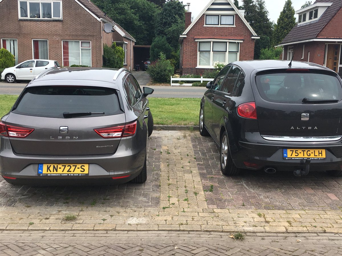 cjvanleijsen's tweet photo. @seatvermeulen , Autobedrijf Vermeulen goed vertegenwoordigd hier in het hoge noorden... https://t.co/VSb3WQndPI