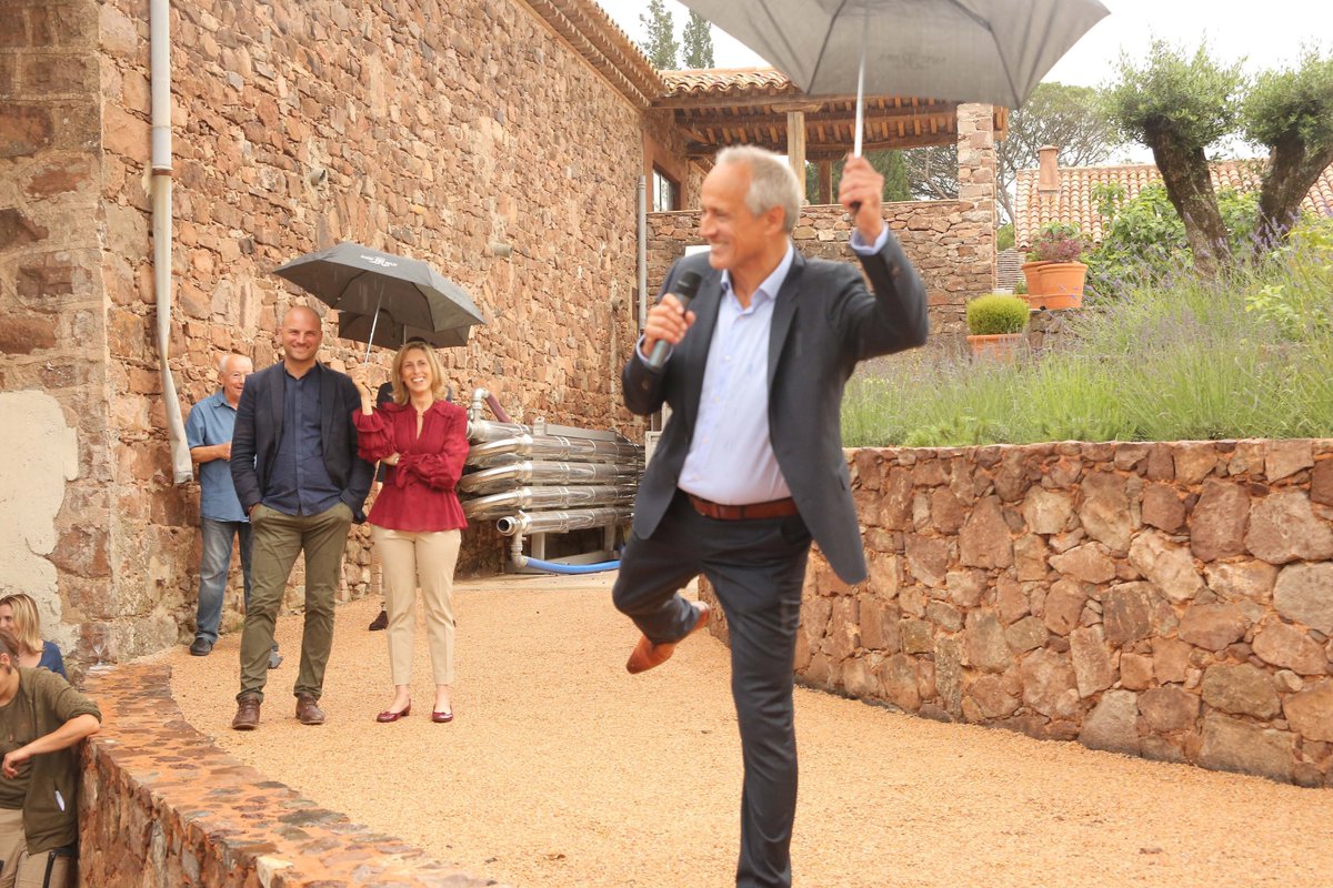 SebastienLatz's tweet photo. Inauguration hier soir de #SaintRoux. Retour très positif unanime. - dont le Maire du #CannetDesMaures. Très fier de l'équipe autour de Béné &amp; Jamel. @vinsdeprovence @RteVinsProvence #RoseAllDay https://t.co/NZLuYGEh3i