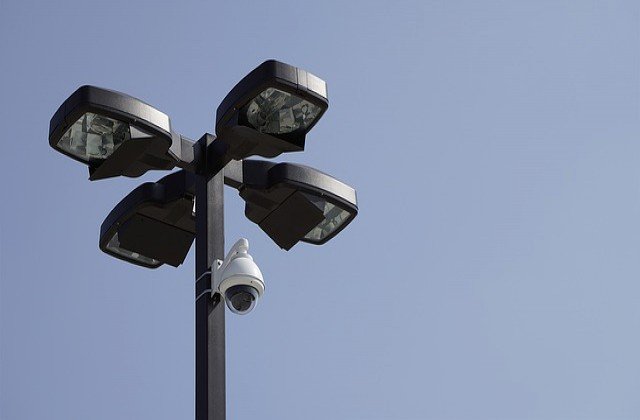cctv_sg's tweet photo. CCTV or Close Circuit cameras are comprised of one or multiple cameras for capturing the images and transmitting the data to the monitor or the video recorder installed at a remote or distant place. #CCTVSystem #CCTVCamera #CCTVCameraSystem
https://t.co/impT7fPq0x https://t.co/Xm9bAeRdf1