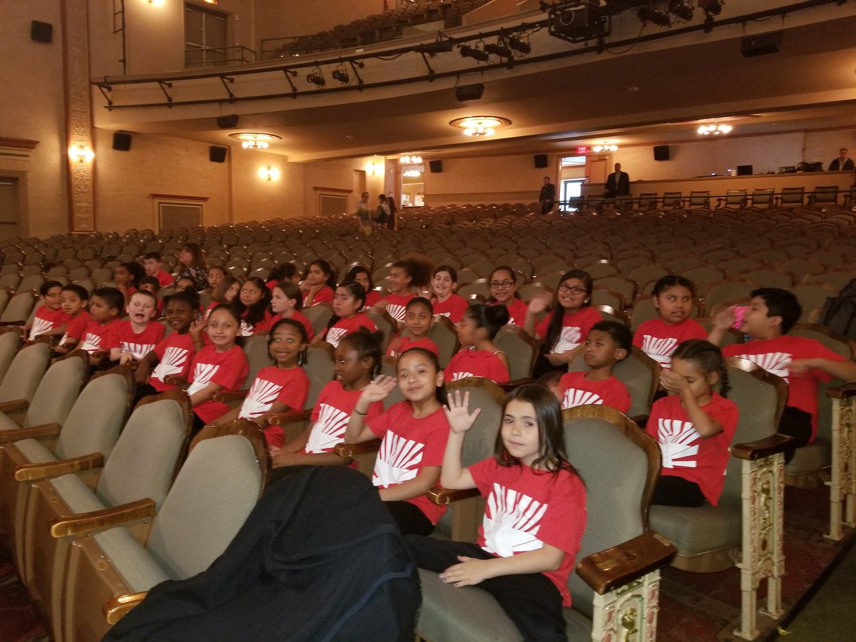 rbpsmusic's tweet photo. Some great memories from our performance at @basiecenter. Thank you for this amazing opportunity for our young performers. Future stars here.... #RBBIsBIA @rbpsEAGLES @RedBankSup #kidsonbroadway #musicmatters https://t.co/apRQYSIZol