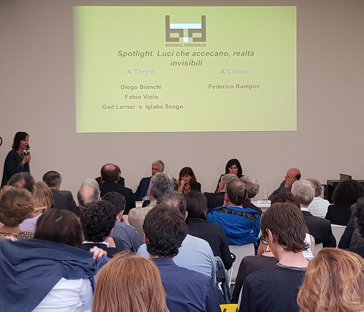 Gli incontri di avvicinamento a <a href="/BiennaleDemocr/">Biennale Democrazia</a> in ottobre e novembre coinvolgeranno <a href="/zdizoro/">Diego Bianchi</a>, <a href="/FabioViola/">Fabio Viola</a>, <a href="/gadlernertweet/">Gad Lerner</a> e Igiaba Scego a #Torino <a href="/twitorino/">Città di Torino</a>, mentre al <a href="/ComunediCuneo/">comunedicuneo</a> <a href="/FedericoRampini/">Federico Rampini</a>