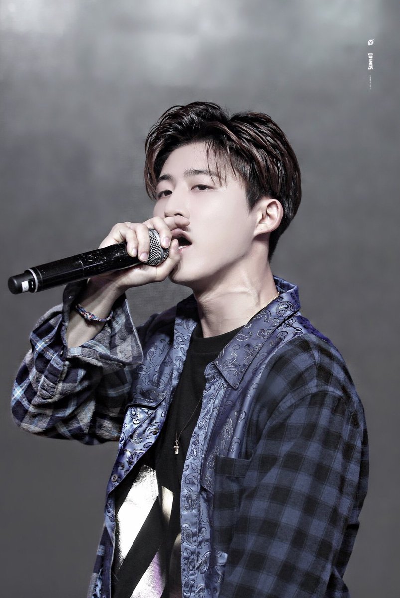 cosmosforbi's tweet photo. 180607 HD
#김한빈 #비아이 #iKON #BI https://t.co/7LAKV7ptIq