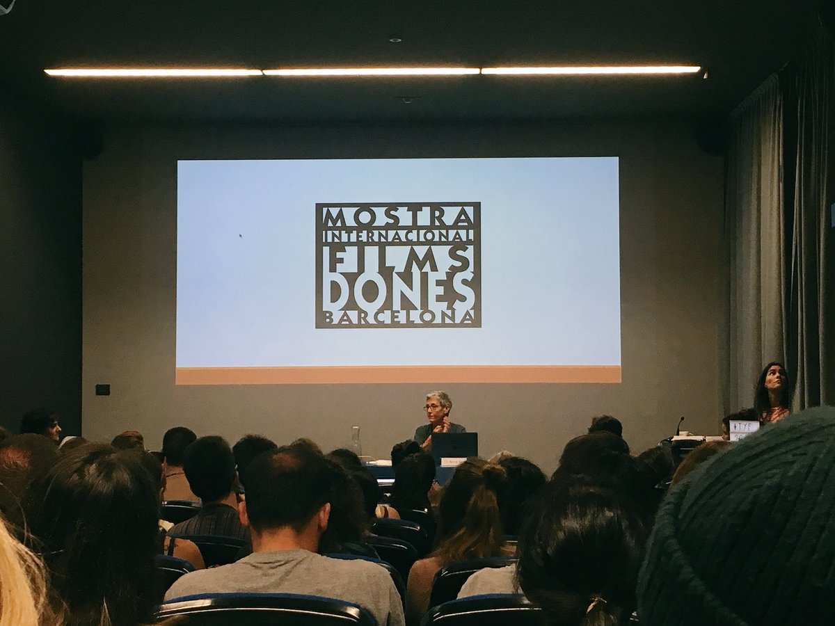 KatzEstudio's tweet photo. Escuchamos a Anna Solá hablando sobre la @MostraDones en @infoTYF - #Tyf2018 #Bilbao #cine https://t.co/VypioEzLkM