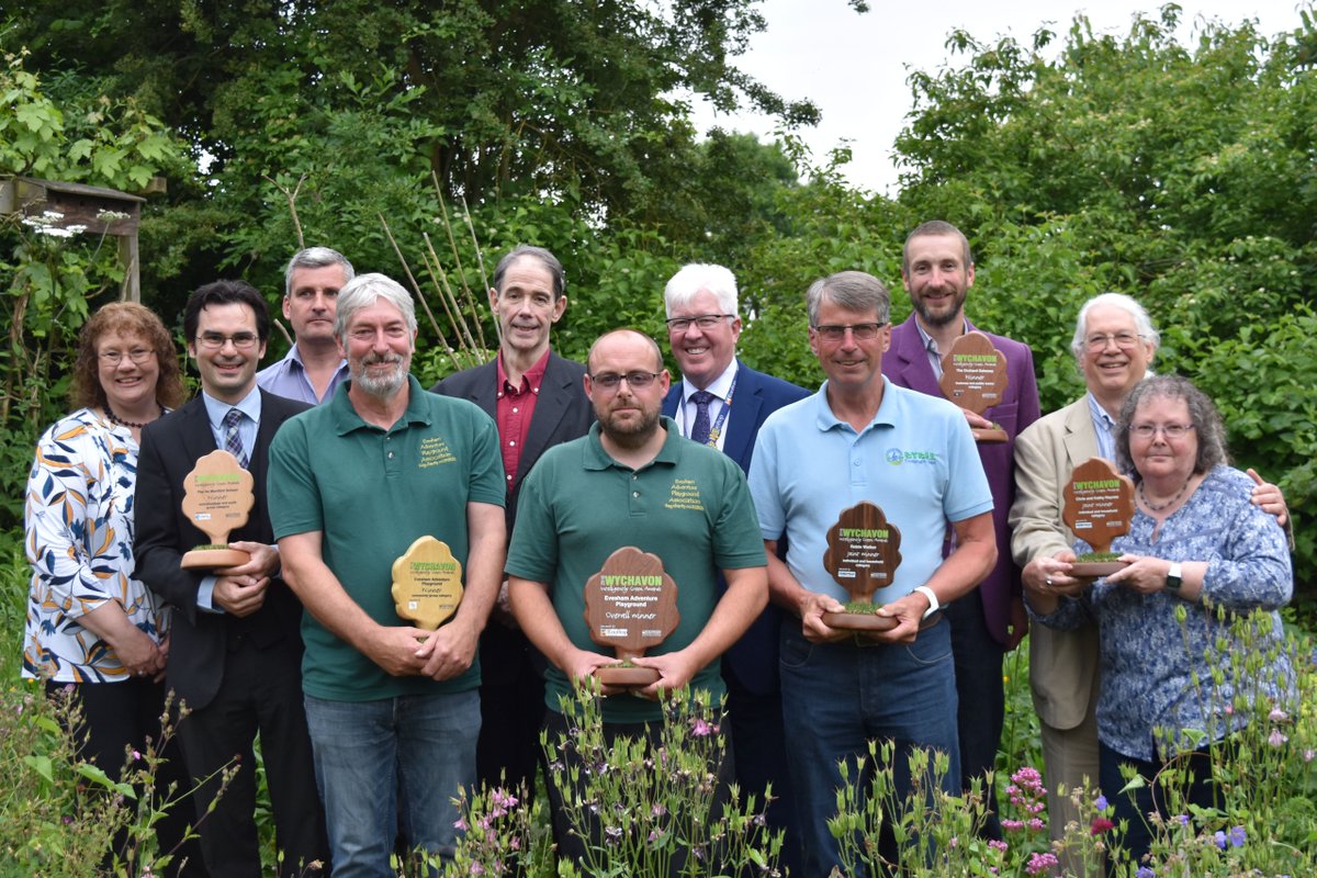 Wychavon's tweet photo. Congratulations to all of Wychavon’s Intelligently Green Award winners. We were blown away by everybody’s passion for the environment. #Wychavon #IGawards #Worcestershire https://t.co/PfWayMb5Nt