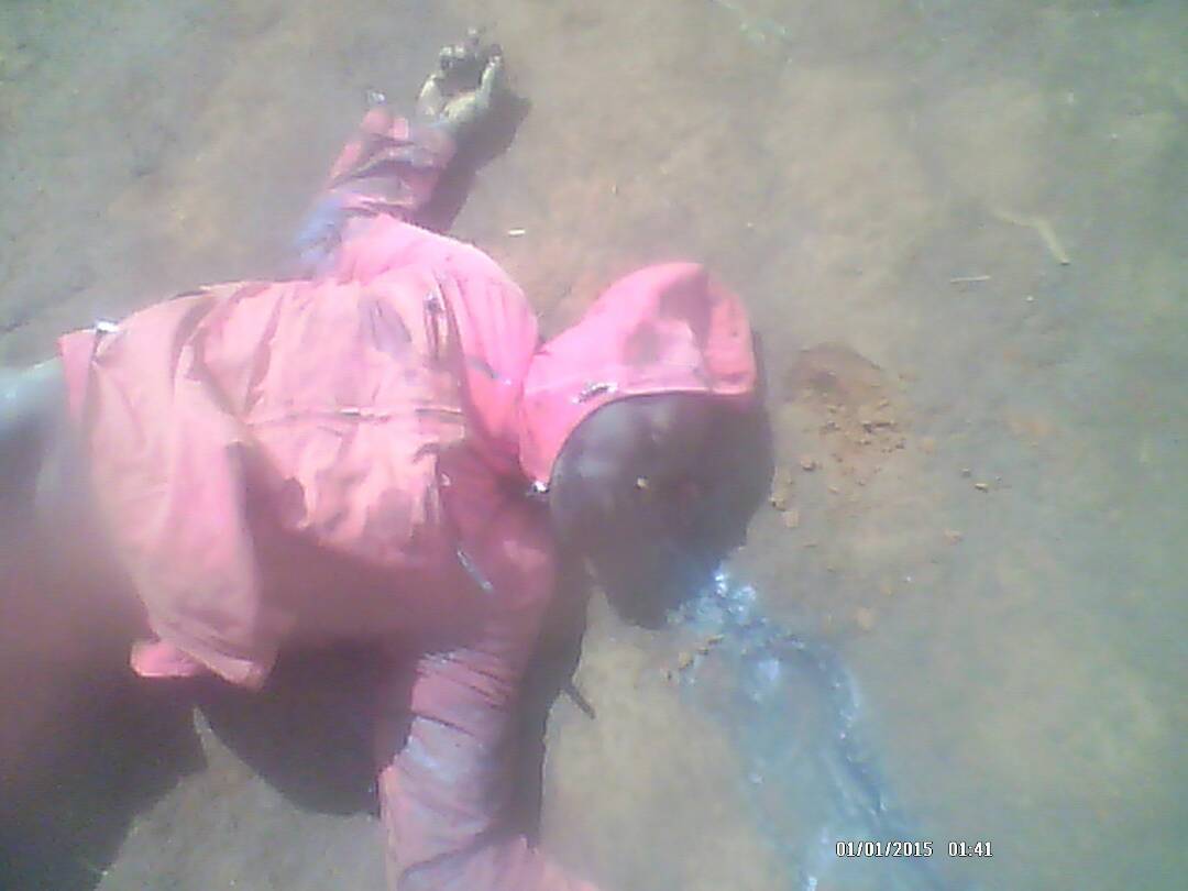 ern1802's tweet photo. @camanpour
Why should the #UN and #Commonwealth stay mute amidst atrocities committed by some dictators like #Cameroon's PaulBiya on Southern cameroonians(Ambazonia) or the Golden statute bribe was meant to seal their lips after visiting the said dictator? https://t.co/Gr2i5BGVBo
