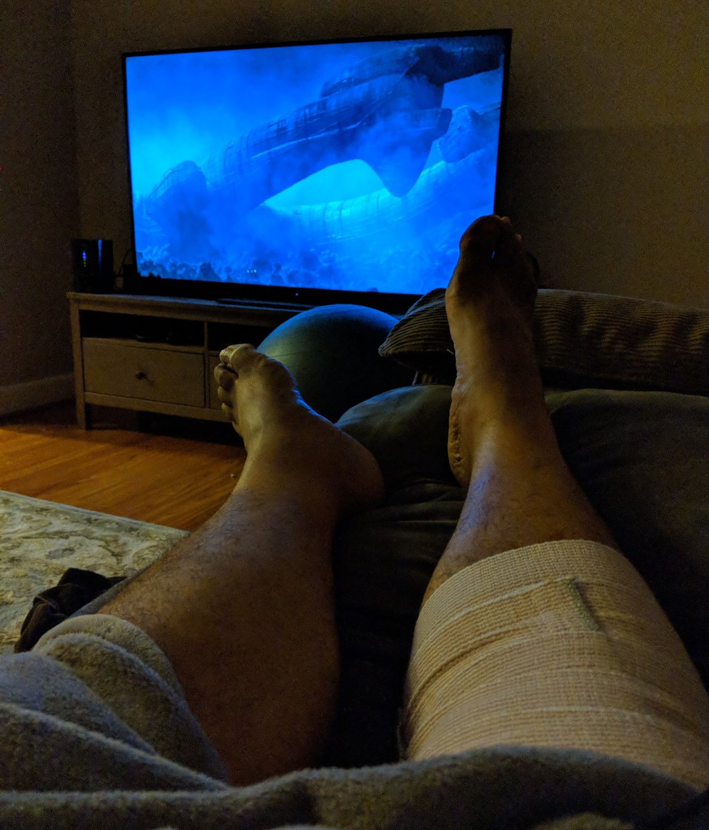 deanbunn's tweet photo. In space or when on Norco, no one can hear you scream 🤓 #AlienDirectorsCut #KneeSurgeryRecovery @AlienAnthology https://t.co/g0pKfYWiMf