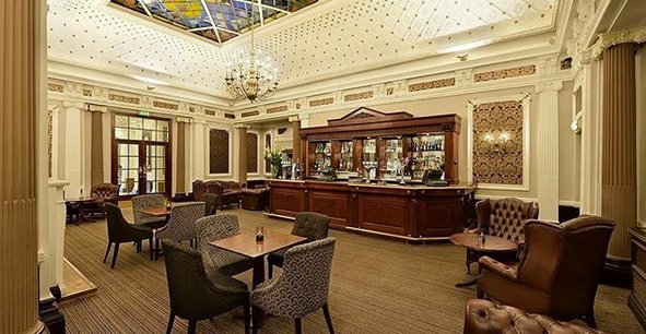 CP_RoyalVic's tweet photo. Friday Nights in our Bar and Lounge 🔱 https://t.co/ymo8DJYjd0