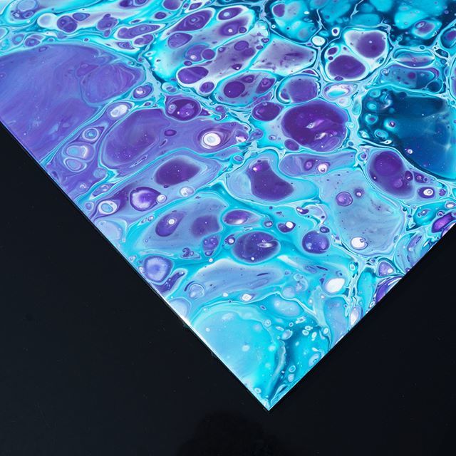lewisrose15's tweet photo. Corner shot from recent piece #instagood #instapic #fluidartgallery #letitflowfb #flowart #fluidartist #liquidpainting #instalike #picoftheday #blue #photography #cute #acrylic #creative #art #fluidpainting https://t.co/RVlpRplhug https://t.co/ItHIZMMnch