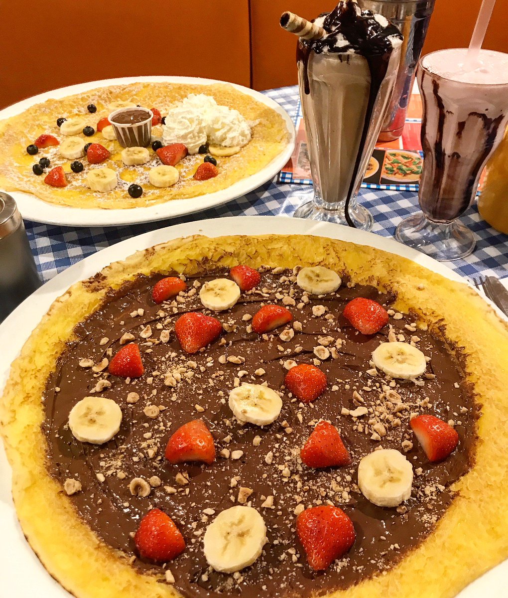 My Old Dutch On Twitter We Proudly Present Our Roadrunner Special It S A Classic Sweet Pancake Topped With Nutella Crushed Hazelnuts Fresh Strawberries And Bananas Https T Co Rjbjonhpkg