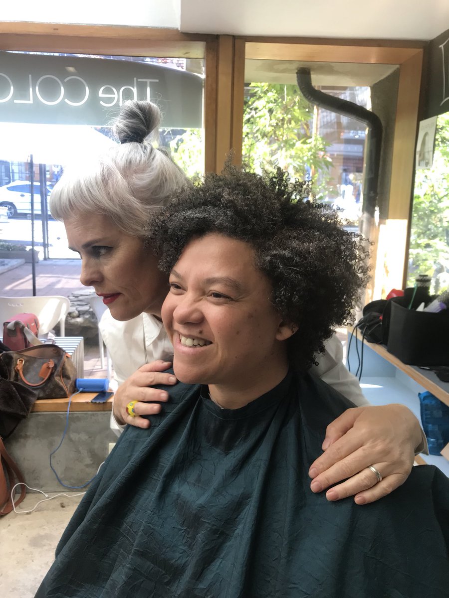 curlsbytaryn's tweet image. Talking Curls to #Mnet #KykNet while we play #devacolor #DevaCut #ThePerfectHair