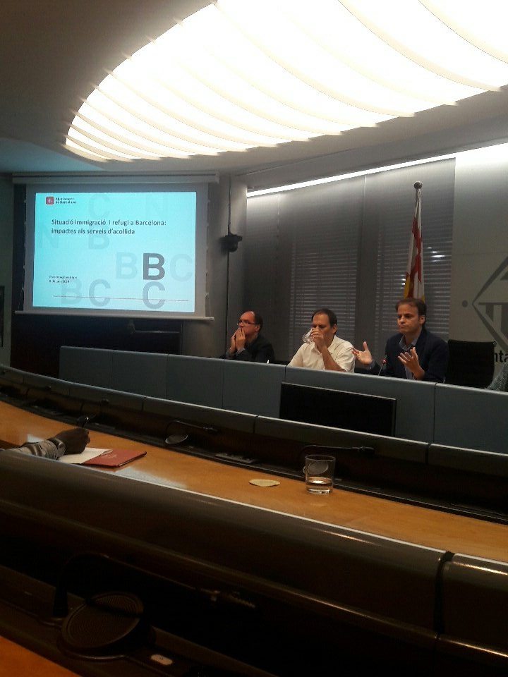 Reunió Situació immigració i refugi a Barcelona...Impactes als serveis d'acollida...