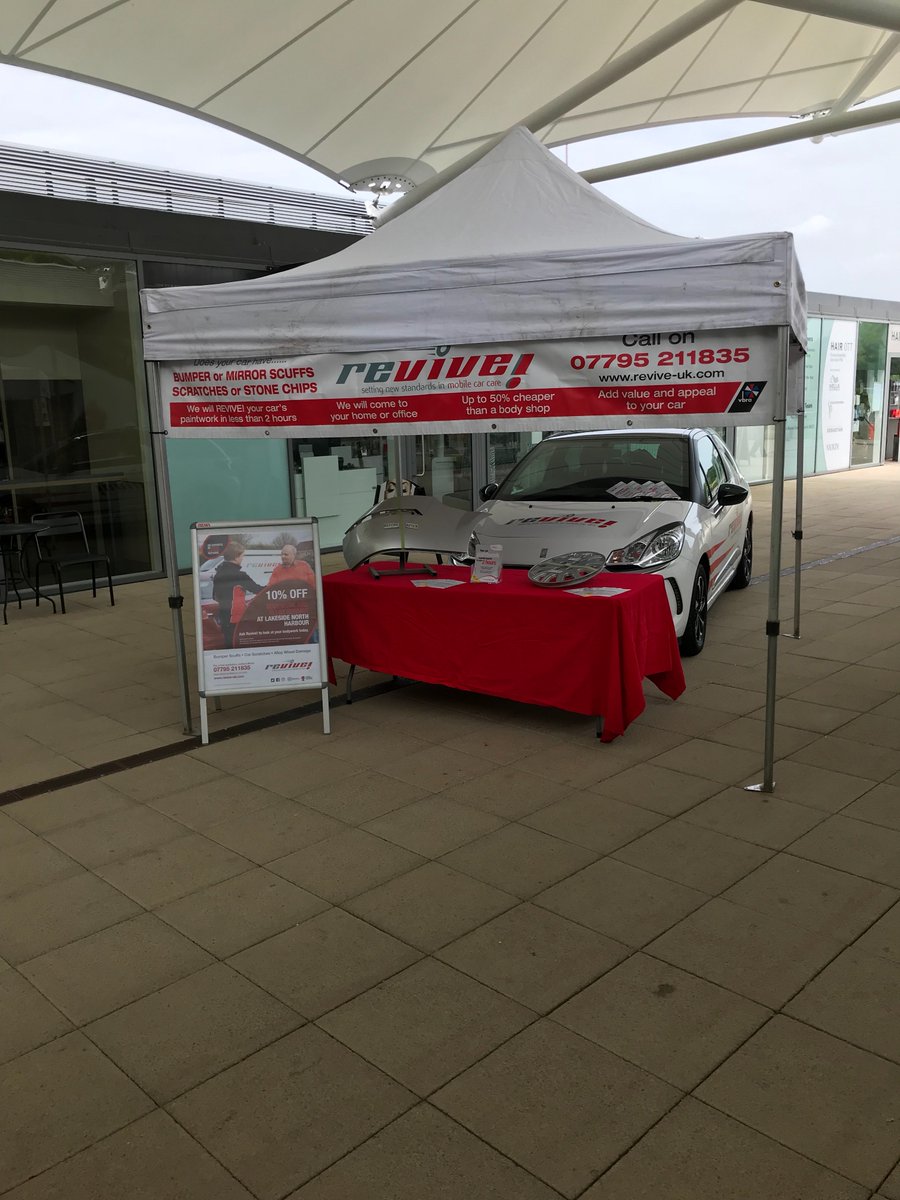 RevivePompey's tweet photo. Free quotes all day for minor bodywork and alloy wheel repair @LakesideCampus 10% discount on all work booked today https://t.co/GFMXz9lWKG