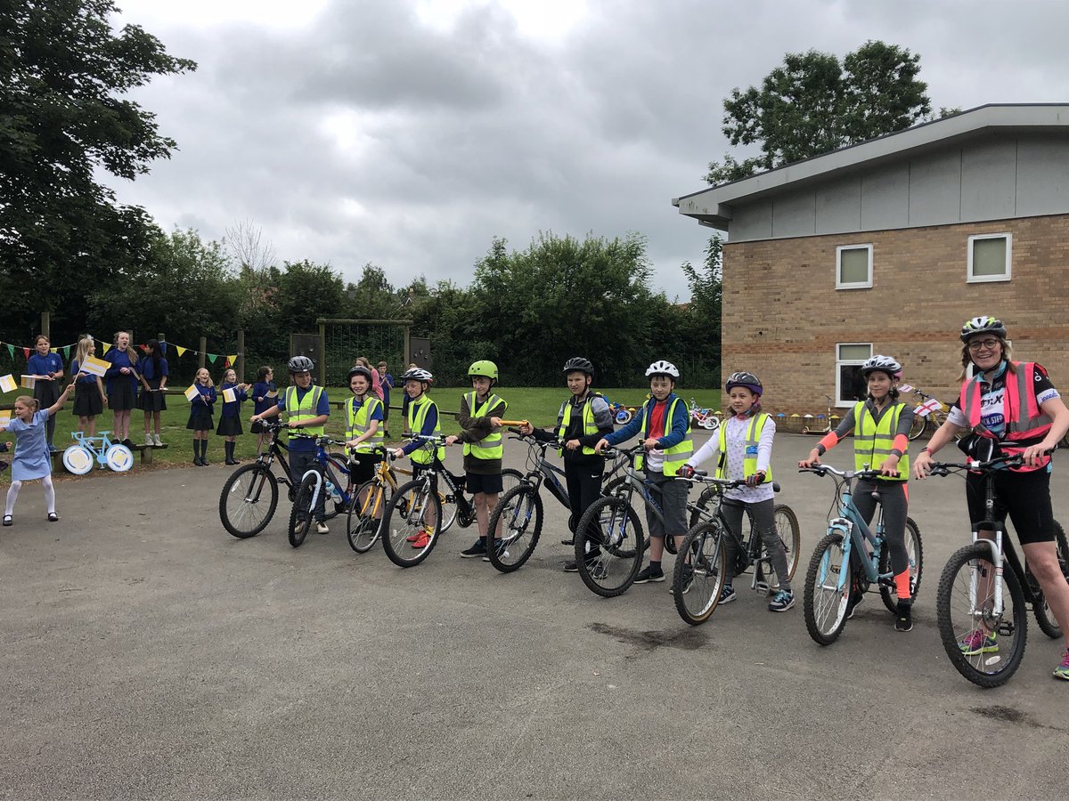They made it! And now <a href="/cherryburtonsch/">Cherry Burton School</a> swap with St Mary’s RC Primary School in Market Weighton for #SYT2018 with <a href="/East_Riding/">East Riding Council</a> Public Health #cycle4lifeph