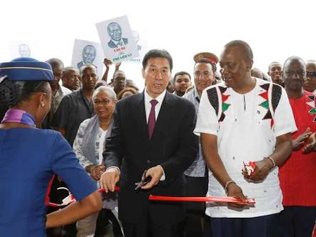 Mombasa-Nairobi Standard Gauge Railway (#SGR) has created about 46,000 local jobs,cut transport cost between two cities by some 40% % increased #KenyaGDP by about 1.5%- new Chinese Amb to Kenya,Sun Baohong <a href="/UKenyatta/">Uhuru Kenyatta</a>
  @Head_SGR @SGRHeadOffice <a href="/XHNews/">China Xinhua News</a> xinhuanet.com/english/2018-0…