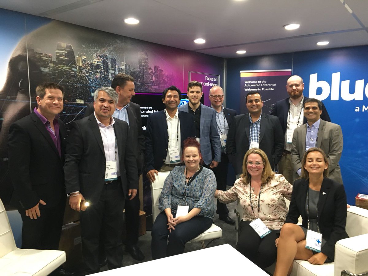 Bluefin_SAP's tweet image. #SAPPHIRENOW - we met some brilliant people, hosted a brilliant dinner &amp;amp; an excellent talk on the #AutomatedEnterprise. We also had the star of the show #Cozmo. Thanks to everyone who visited @ARangaraju  @danielwilde1  @BoobBoo @callaghan001 @Sue__Kirby @KB_SAP1997 @PeteHumble