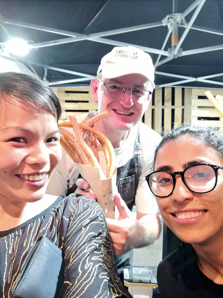 Phuong_LeAD's tweet photo. And we are back! The churros from #barcelonachurros at #miamimarketta #goldcoast is as amazing as we remember. Thanks for the VIP service! #edgegc2018 https://t.co/kTAAhYCNkH