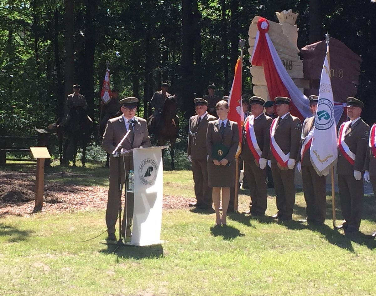EUSTAFOR's tweet image. Today Polish #StateForests celebrate a National #Forest Day. @Eustafor proudly attends ceremonies in Janów Lubelski