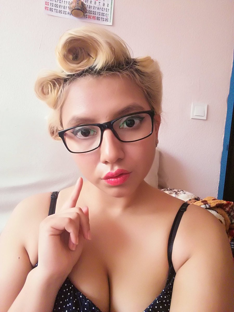 AXONABY's tweet image. Sin gafas o con ellas??? 🤔🤔🤔