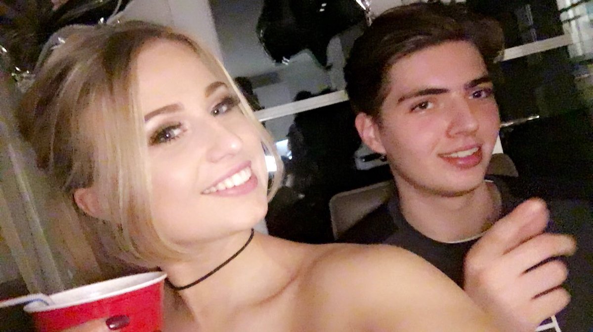 caitsparrow_'s tweet photo. Happy Birthday darlin x @_WiIl love u lots x x x x https://t.co/tX4IT6Gyip