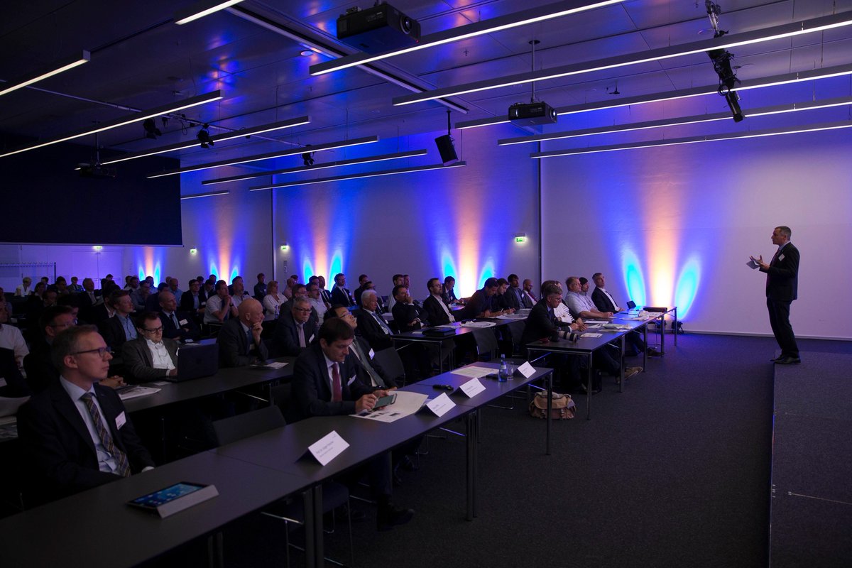 LeichtbauBW's tweet photo. #THL18: Seien Sie dabei wenn es beim Technologietag Hybrider Leichtbau (25./26. Juni) in einem der drei Branchenforen heißt:
Leichtbau meets Automotive - spannende Impulsvorträge und eine Podiumsdiskussion zum Thema „Leichtbau im Transformationsprozess“.
https://t.co/nK03f5ZQHS https://t.co/xa0oI8P7gU