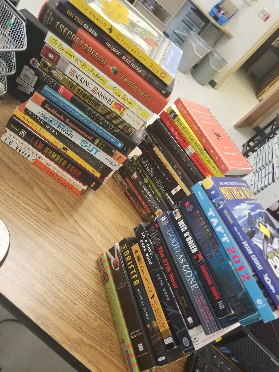 LDotzel's tweet image. 1st haul of many yesterday... 38 more books from local thrift stores! Can&apos;t wait for students to get their hands on some interest based books!! #readingworkshop #teachingneverstops #sjhstrojans