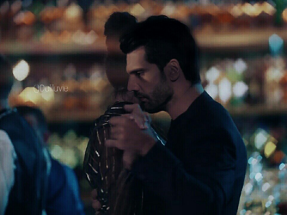 DaliKaraSevda's tweet photo. 😍🔥 

- Waltz is easy. You and me...we're dancing tango.

 #Zeymir #KaraSevda  #HazalFilizKucukkose #KaanUrgancioglu https://t.co/wDJUgyyyi0