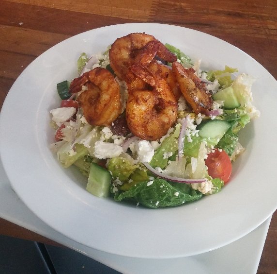 boathouse_cafe's tweet photo. The food at The Boathouse Cafe just simply speaks for itself! Look at this delicious Greek Salad with large spiced shrimp! Mmmmmm!!!! https://t.co/2SLqp8R8qU