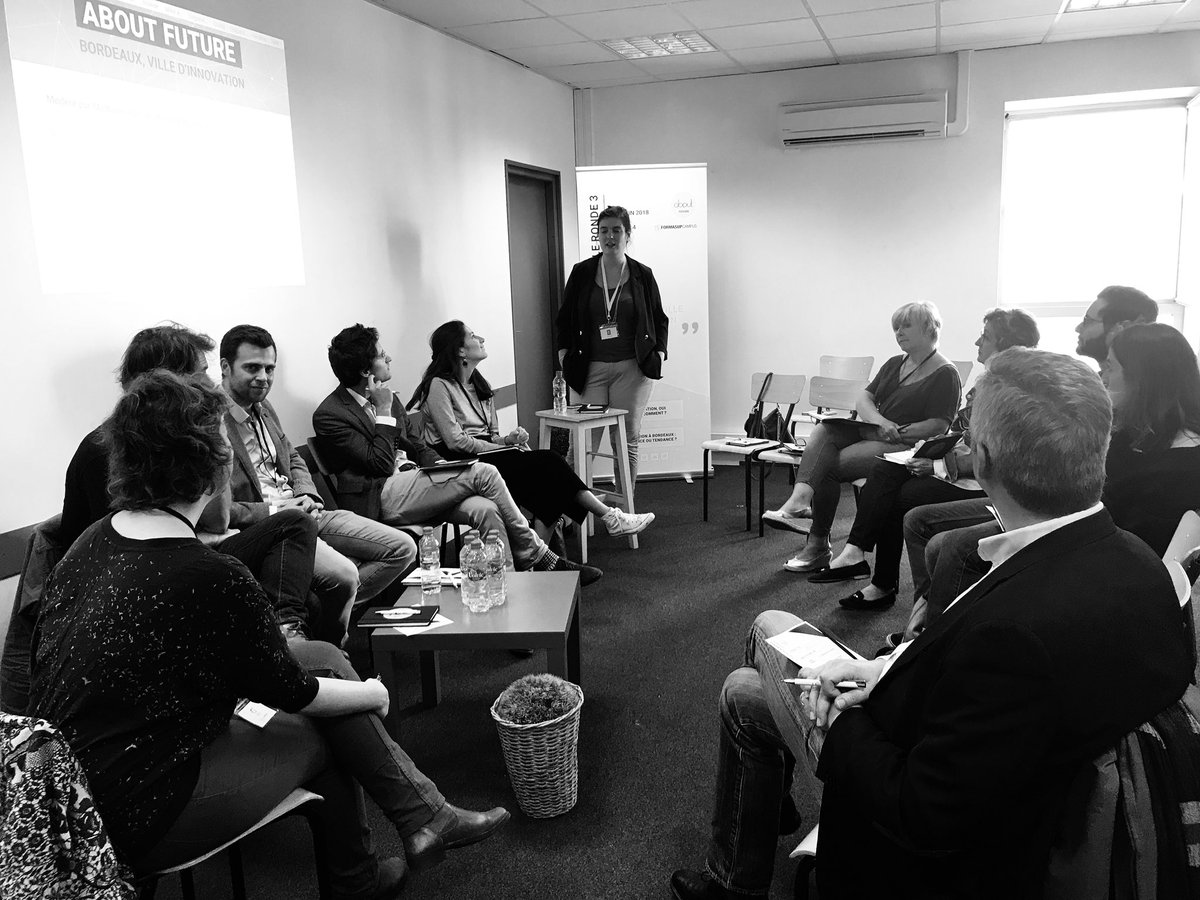 ABOUTBDX's tweet photo. Retour en images de la #Tableronde3 à @formasup
avec l’intervention de @mathildevaal médiatrice et @OthaburuC @JorisLib @BordeauxMecenes @gancille @Camillecologirl @aquinum @fabienmoyon 

Un grand merci à tous ! https://t.co/7NajLqcfmf