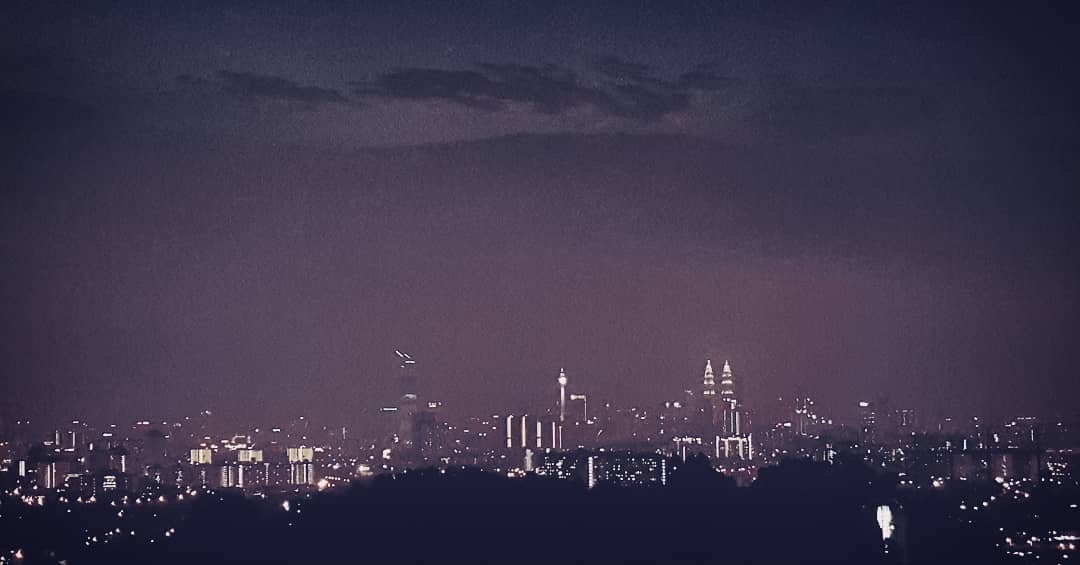 OfficialMHRabbi's tweet photo. i m a g e s a r e p o w e r f u l l
･
･
･
#ampang #jaya #putrajaya 
#travel #no #rules https://t.co/0h2oylt813