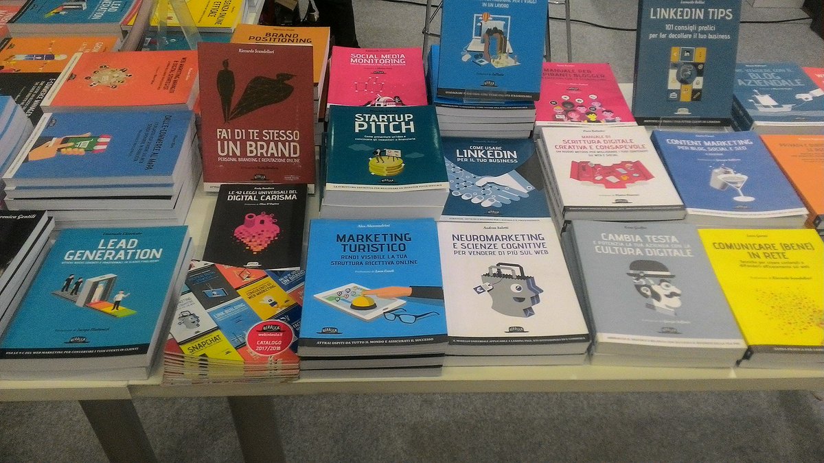 DarioFlaccovio's tweet photo. Tripudio di colori in salsa #webmarketing da @smaunotes !
Passa a trovarci al nostro stand! #smau #smaubologna https://t.co/xl8uCzvCid