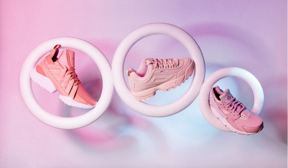 Zobacz przegląd najmodniejszych sneakersów tego lata 🔥
Które buty skradną Twoje serce? 💞
↘️↘️↘️ bit.ly/2sR0tsP